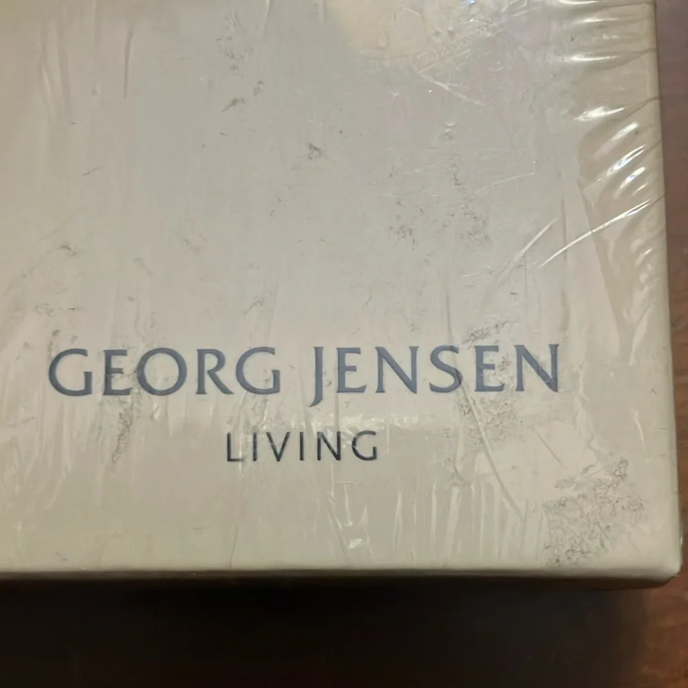 Elegant Silver Cutlery Set - Picture 3 of 4